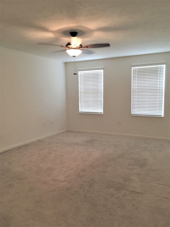 Building Photo - 133 Nottingham Dr