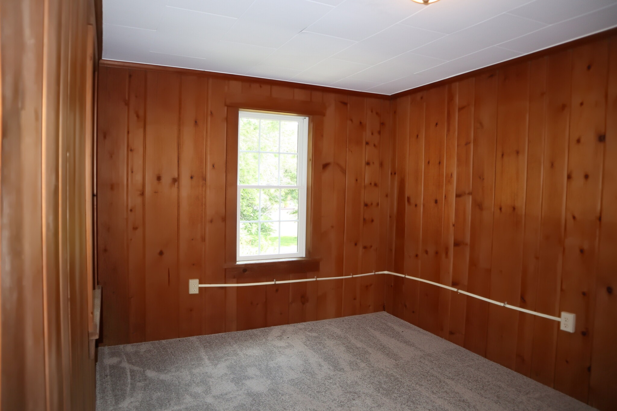 Building Photo - 606 2nd St