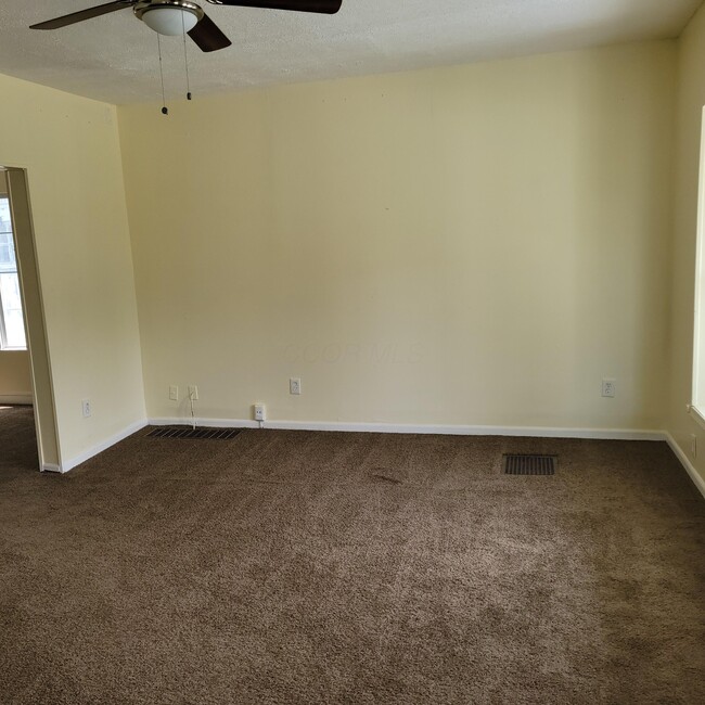 Building Photo - 438 S Powell Ave