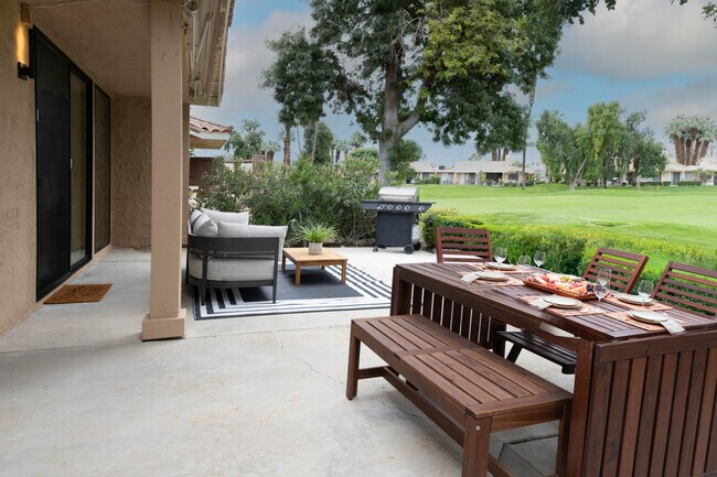 Building Photo - 179 Gran Via