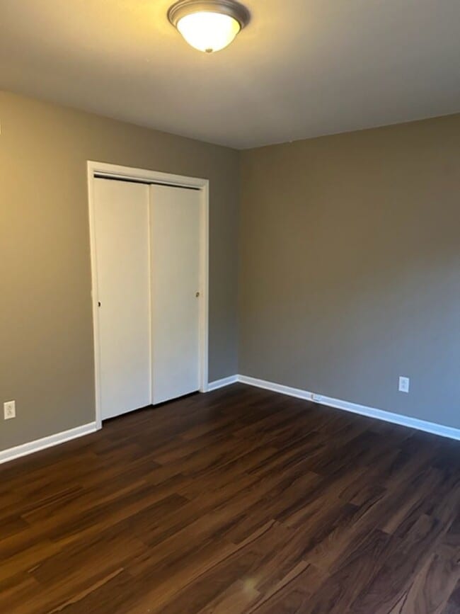 Building Photo - COMING SOON! MOVE IN SPECIAL- $0 SECURITY ...
