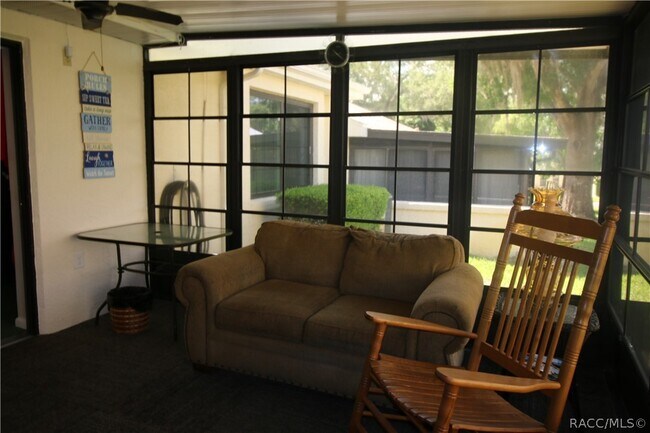 Building Photo - 3316 S Liverpool Point