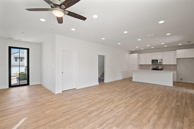 Building Photo - 711 Paleface Ranch Rd