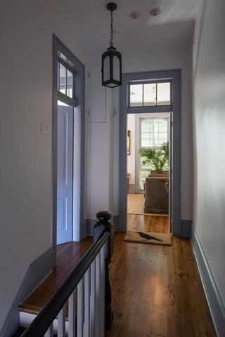 Building Photo - 533 Dumaine St