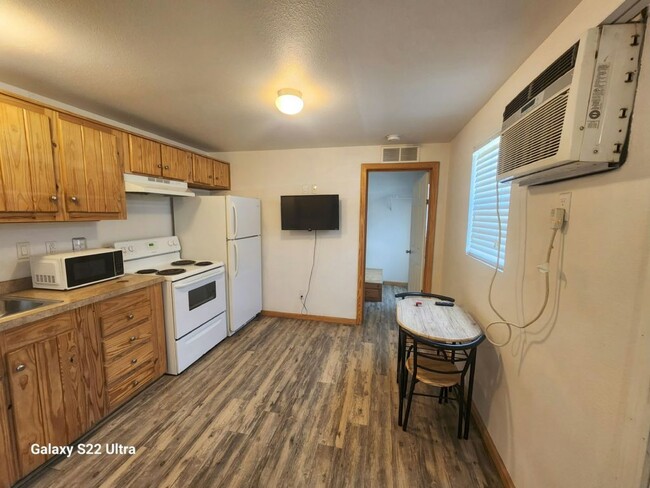 Building Photo - 1132 Gary Terrace