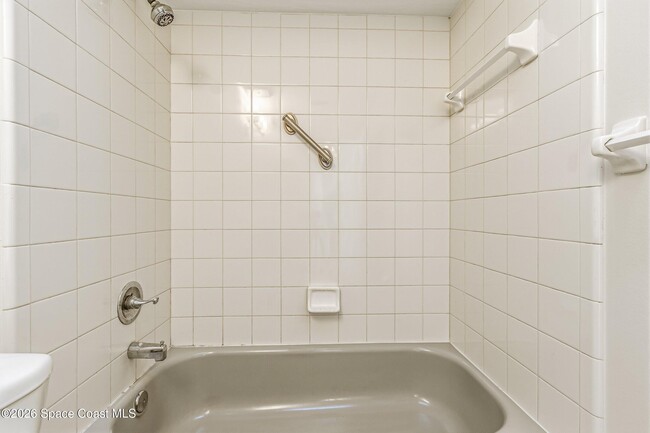 Building Photo - 972 S Fork Cir