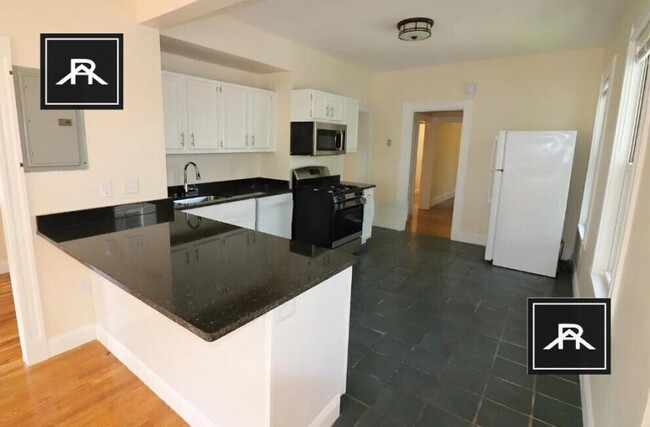Primary Photo - 4 bedroom in Cambridge MA 02140