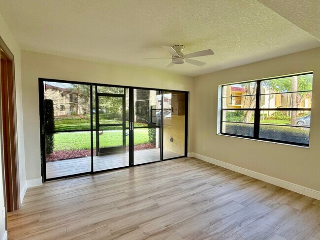 Building Photo - 2050 Oleander Blvd