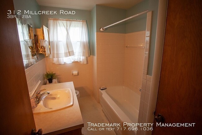 Building Photo - 312 Mill Creek Rd