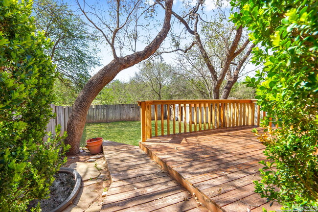 Building Photo - "Charming 4-Bed Retreat with Scenic Views ...