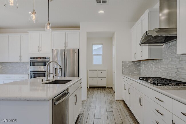 Building Photo - 6403 Ava Ridge Ave