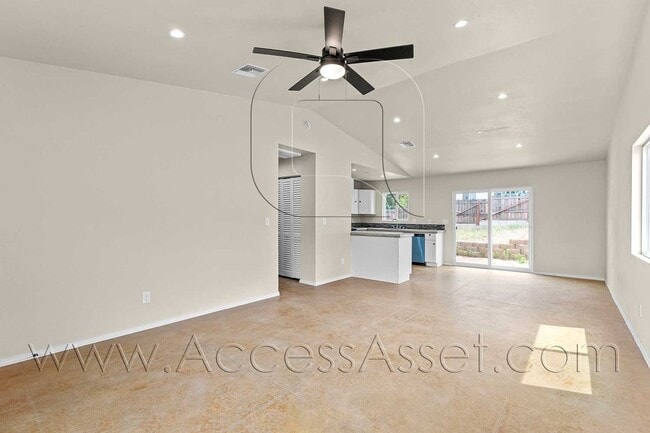 Building Photo - New Build Home with Solar in Lake Elsinore!