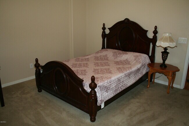 Building Photo - 8851 W Augusta Ave