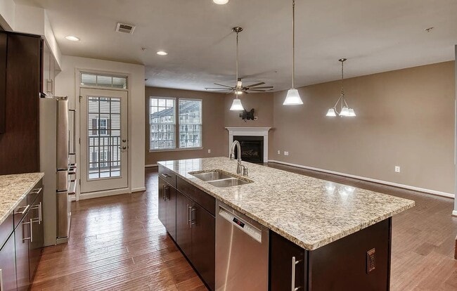 Building Photo - 4906 Small Gains Wy