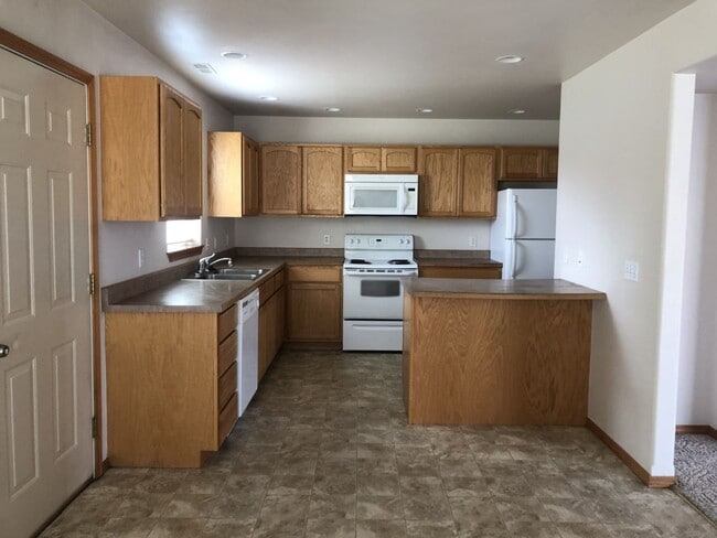 Building Photo - Townhome in South Kalispell
