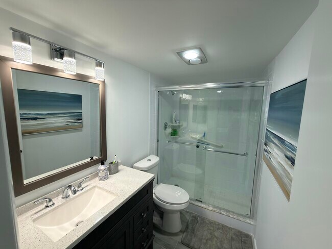 Building Photo - 4242 Deste Ct