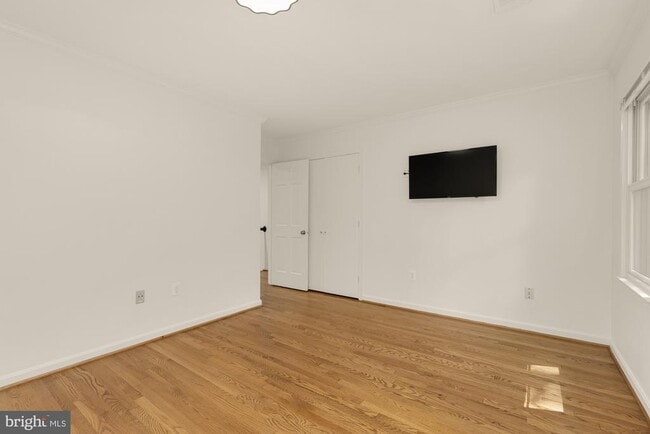 Building Photo - 1318 Round Oak Ct