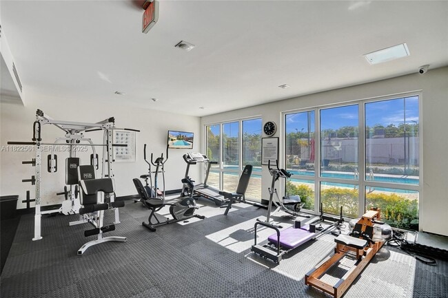 Building Photo - 16478 NE 27th Pl