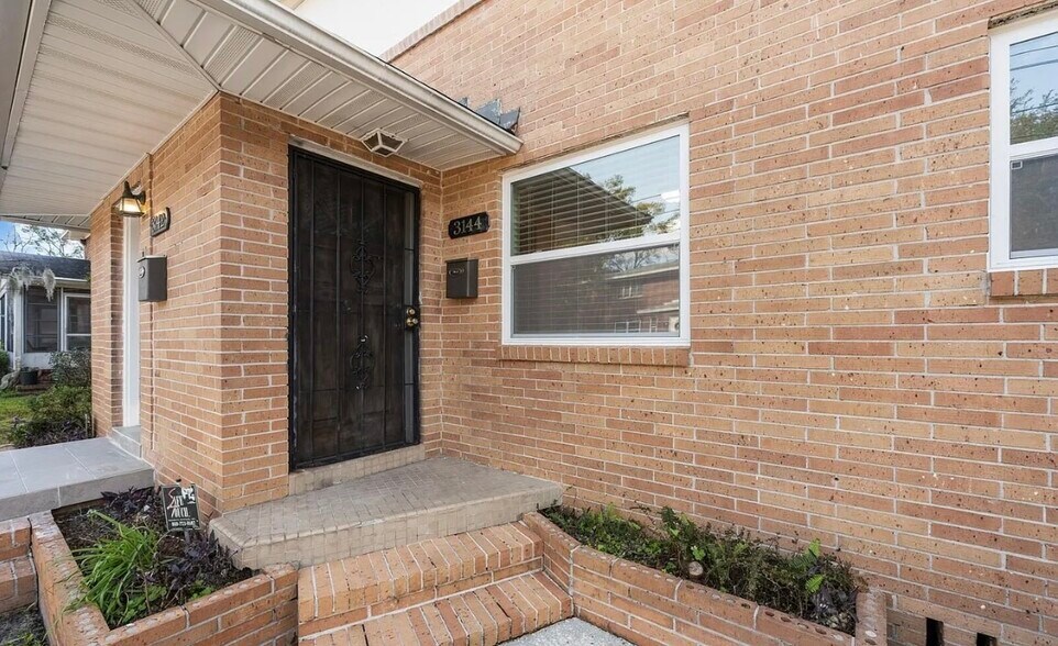 Building Photo - 3142 Belden Cir