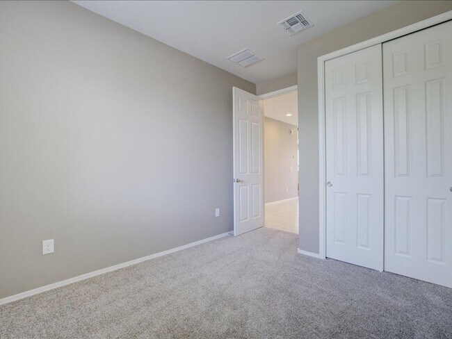 Building Photo - 6568 E Via Arroyo Azul