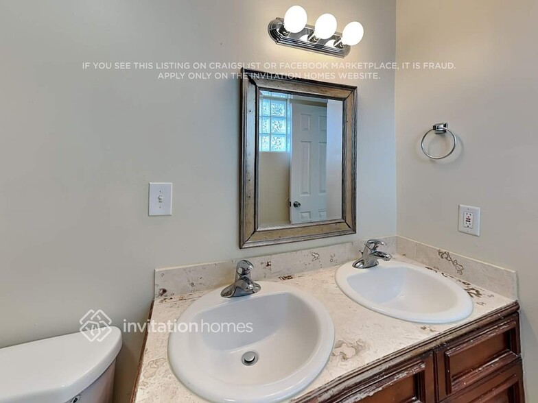 Building Photo - 11674 Oleander Dr