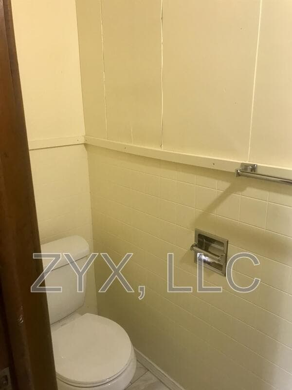 Building Photo - 412 N 34th St