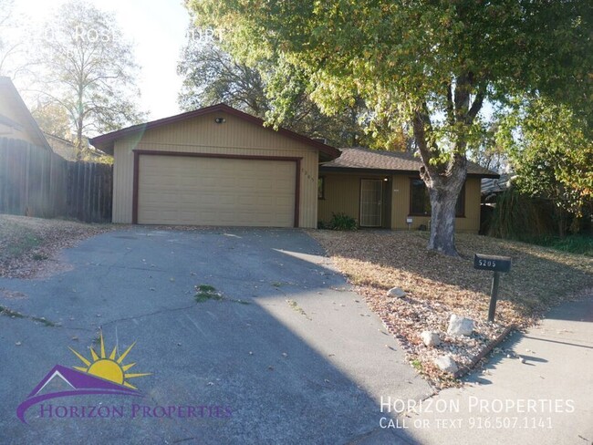 Primary Photo - Open 3 Bed 2 Bath 1,519 sqft Gail Estates ...