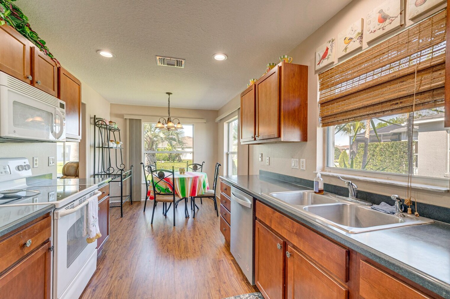 Building Photo - 15870 SW 16th Avenue Rd