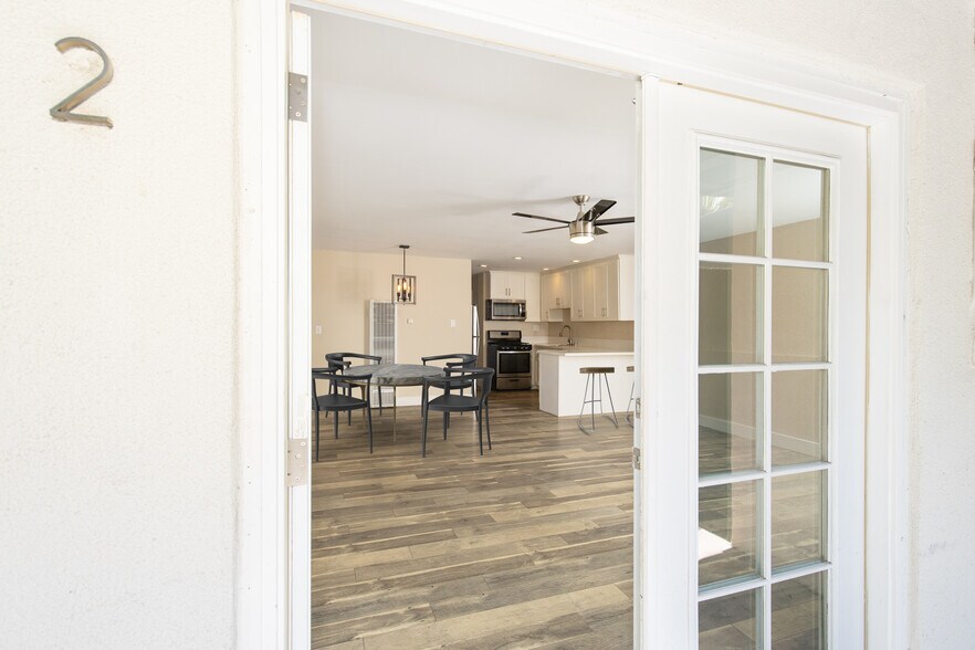 Building Photo - 603 Sunset Dr