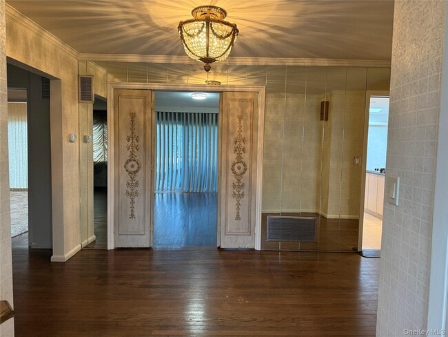 Building Photo - 19 Flamingo Rd