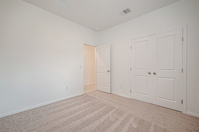 Building Photo - 7138 Glennwick Grv Ln