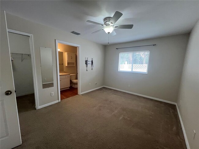 Building Photo - 3228 Lucaya Ave