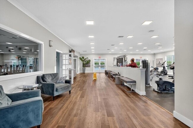 Building Photo - 8652 Waterstone Blvd