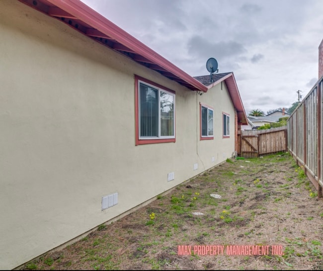 Building Photo - Charming and Spacious 4-Bedroom Home for Rent in South San Francisco!