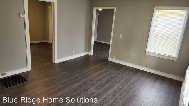 Building Photo - 4 br, 2 bath House - 1165 Margurite Street