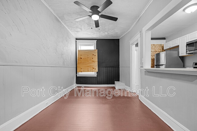Building Photo - 2813 Presbury St