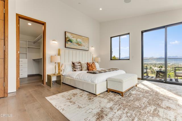 Building Photo - 12480 Viewcrest Rd