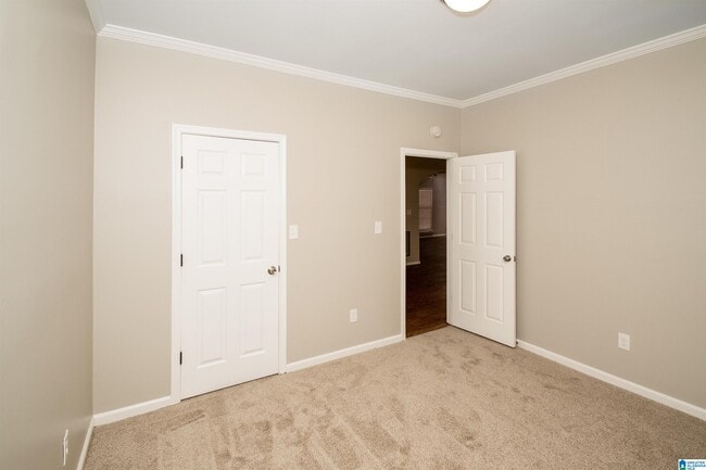 Building Photo - 105 Lenox Dr