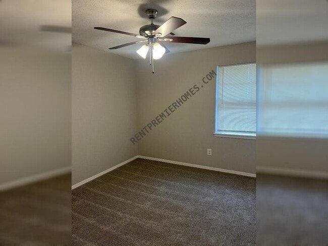 Building Photo - 4909 Cinderella Dr
