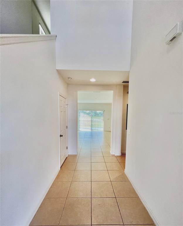 Building Photo - 124 Primrose Dr
