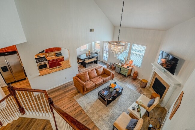 Building Photo - 174 Black Swan Pl