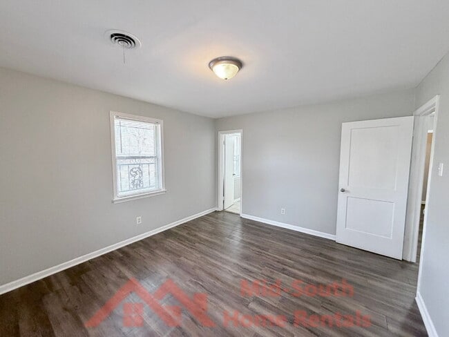 Building Photo - 5119 Horn Lake Rd