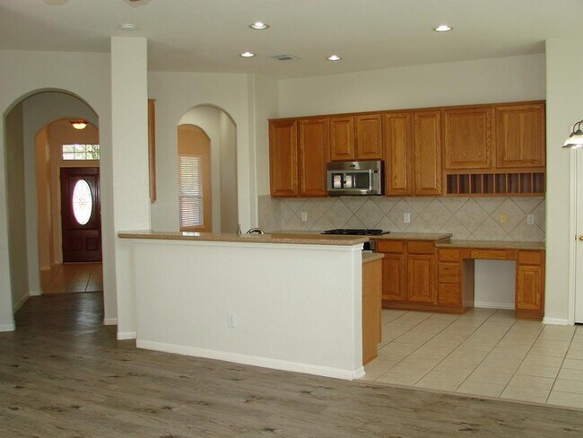 Building Photo - 22434 Cascade Springs Dr