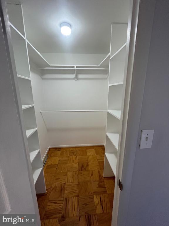 Building Photo - 1508 S George Mason Dr