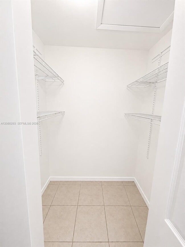 Building Photo - 11219 Royal Palm Blvd
