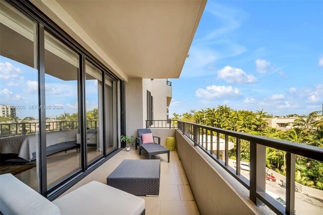 Building Photo - 151 Crandon Blvd