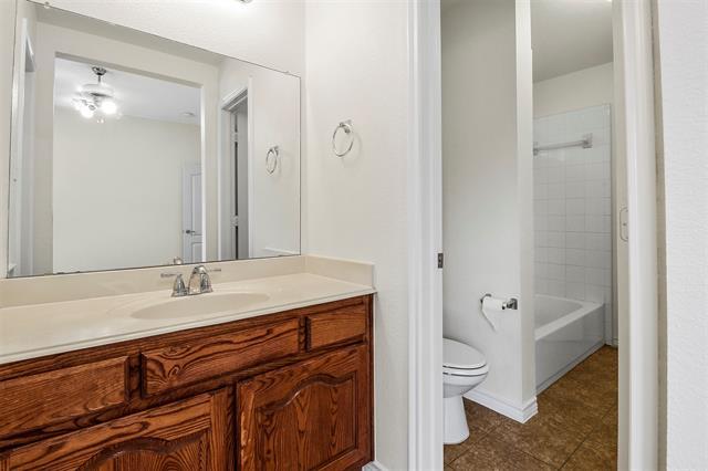 Building Photo - 13463 Four Willows Dr