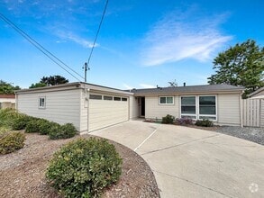 Building Photo - Charming 3BD/2BA House in Serra Mesa w/ W/...