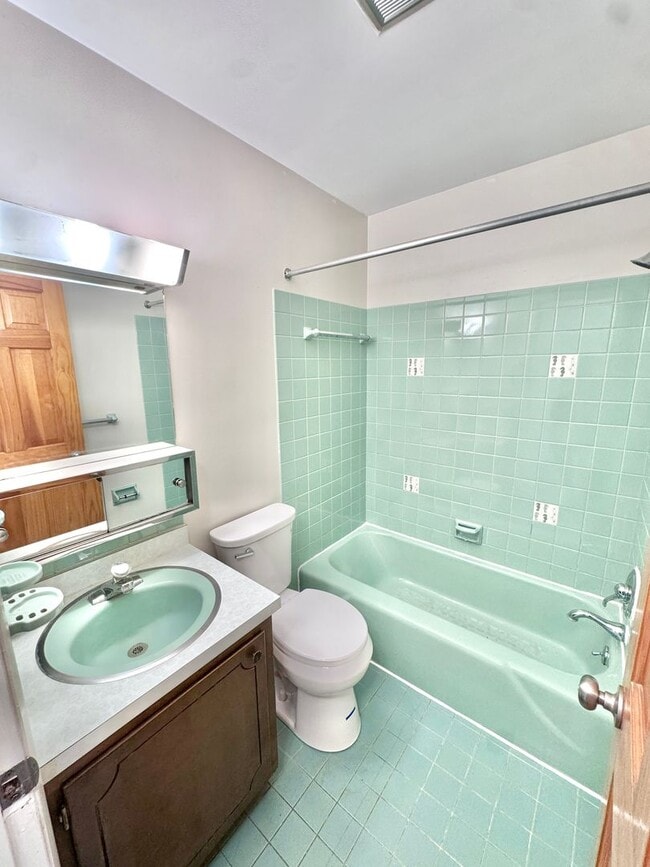 Building Photo - THREE BEDROOM RANCH HOME IN PARKLAND SCHOOL DISTRICT