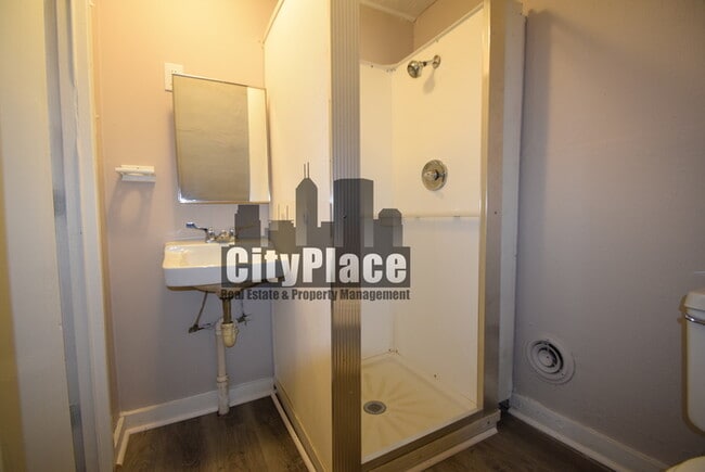 Building Photo - 2314 Union St